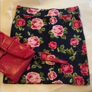 Floral mini skirt